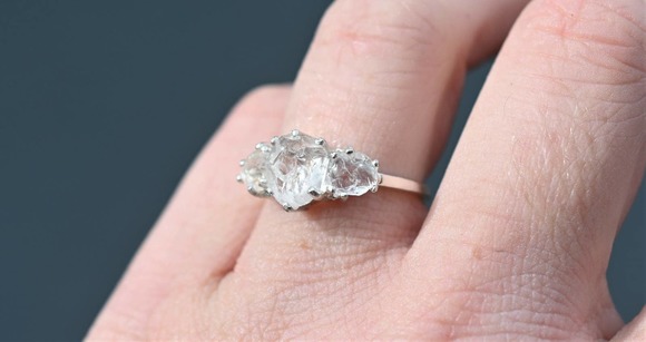 Rough cut stone, engagement ring, Uncut Diamond  Size 4 5 6 7 8 9 10 11 … - Picture 4 of 4